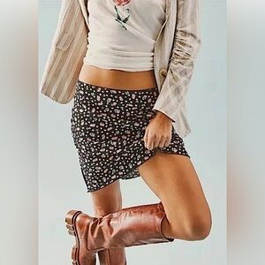 Free People IRL Mini Floral Skirt New Size 12